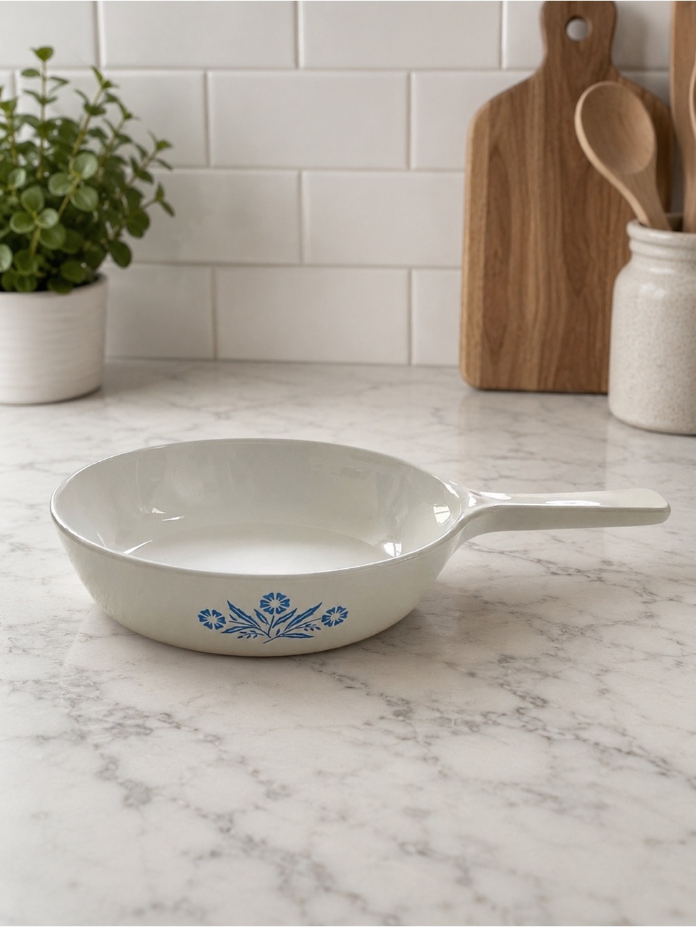 Vintage CorningWare Cornflower Blue P-83-B 6.5” Skillet USA
